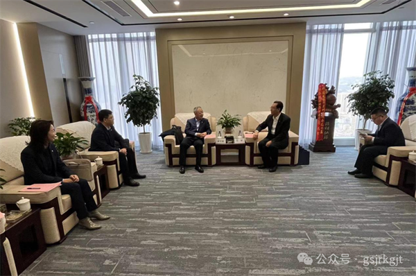 万象城在线平台（中国）官网与浦发银行兰州分行交流座谈